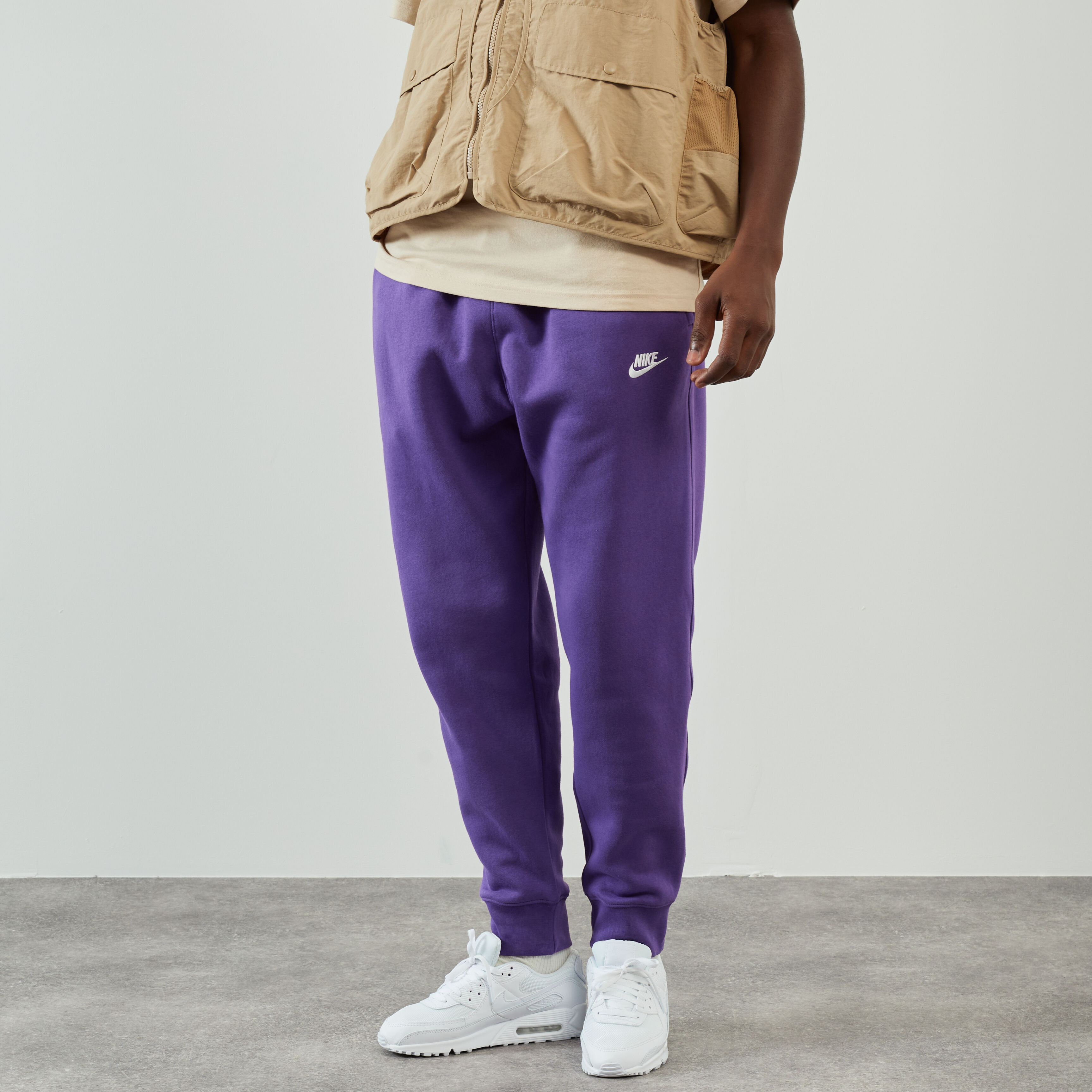 Nike joggers best sale purple