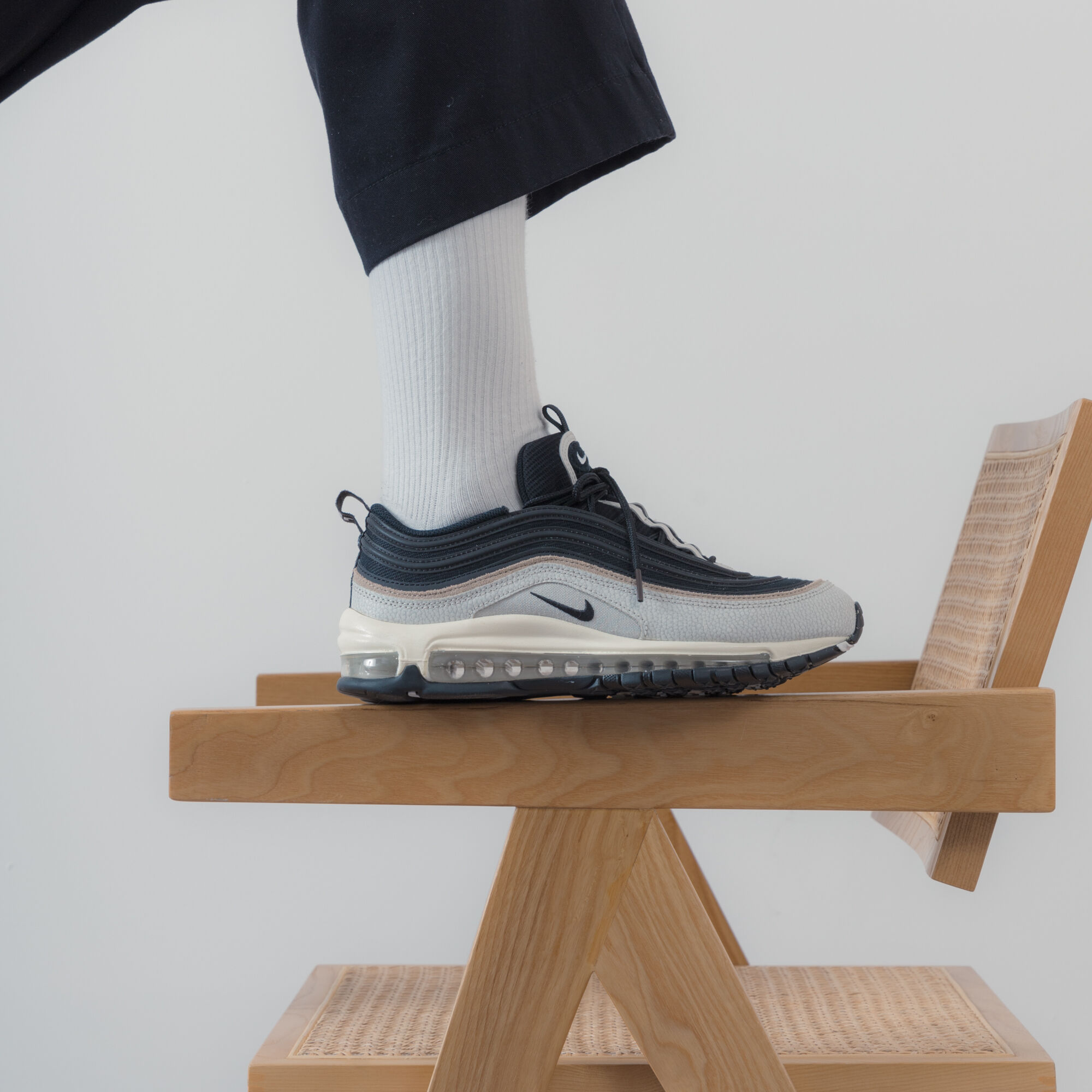 Air max store 97 beige black