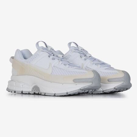 NIKE ZOOM VOMERO ROAM BLANC HOMME