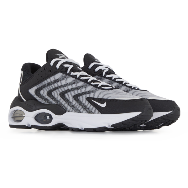 Nike thea blanche noir point blanc outlet