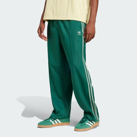 ADIDAS ORIGINALS Adicolor Baggy Fit Firebird Track Pants Collegiate Green MEN