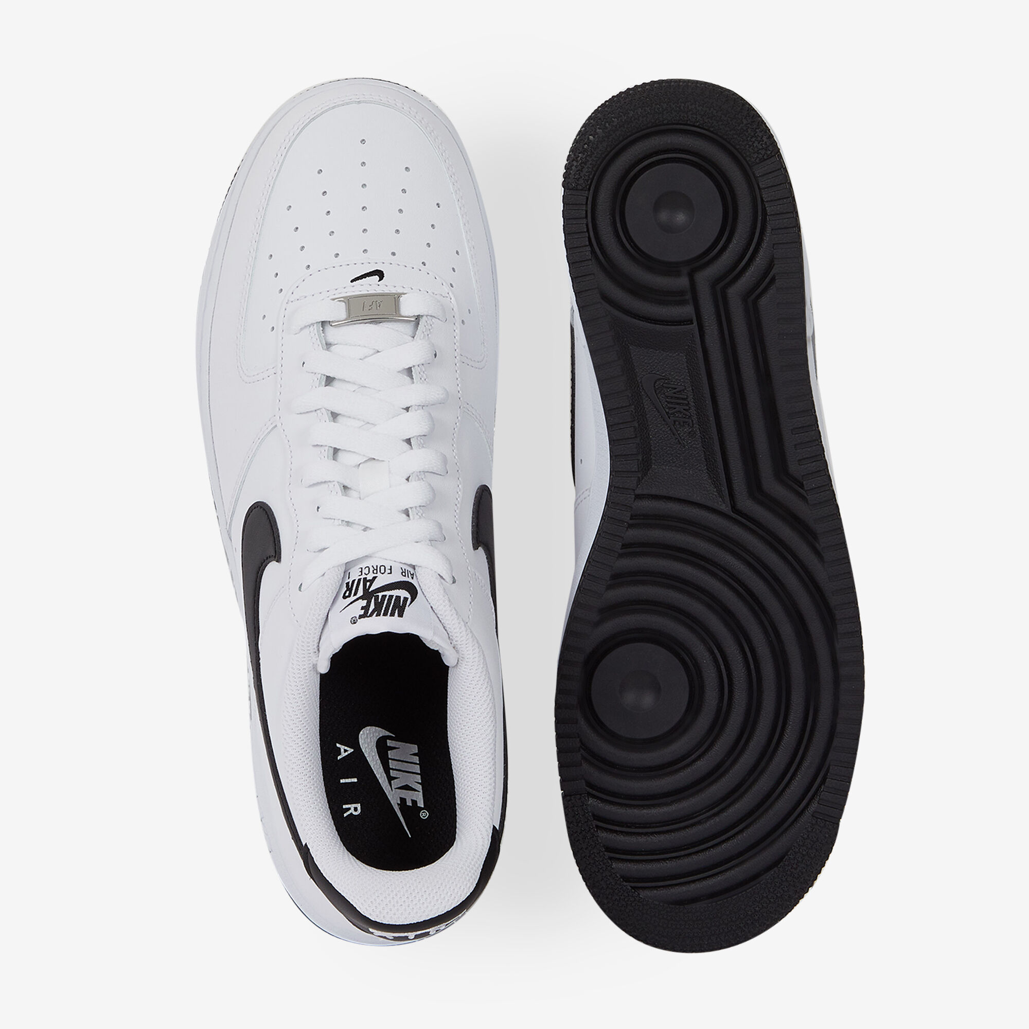 NIKE AIR FORCE 1 LOW SNEAKERS HOMME BLANC NOIR LACETS Courir