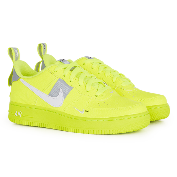 air force one rouge et blanche femme courir air force one rouge et blanche femme courir