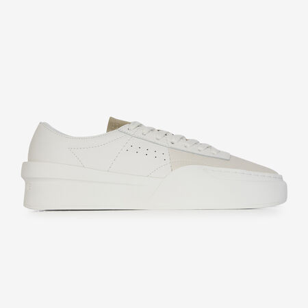 AURA CLUB : WHITE