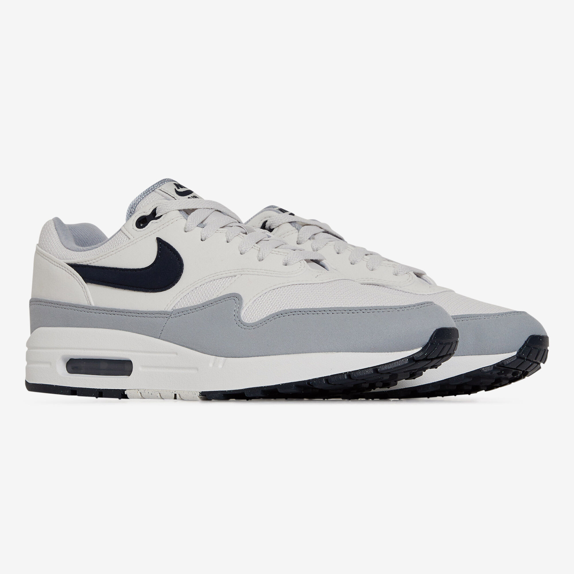 Nike AIR MAX Sneakers Baskets Streatwear Courir