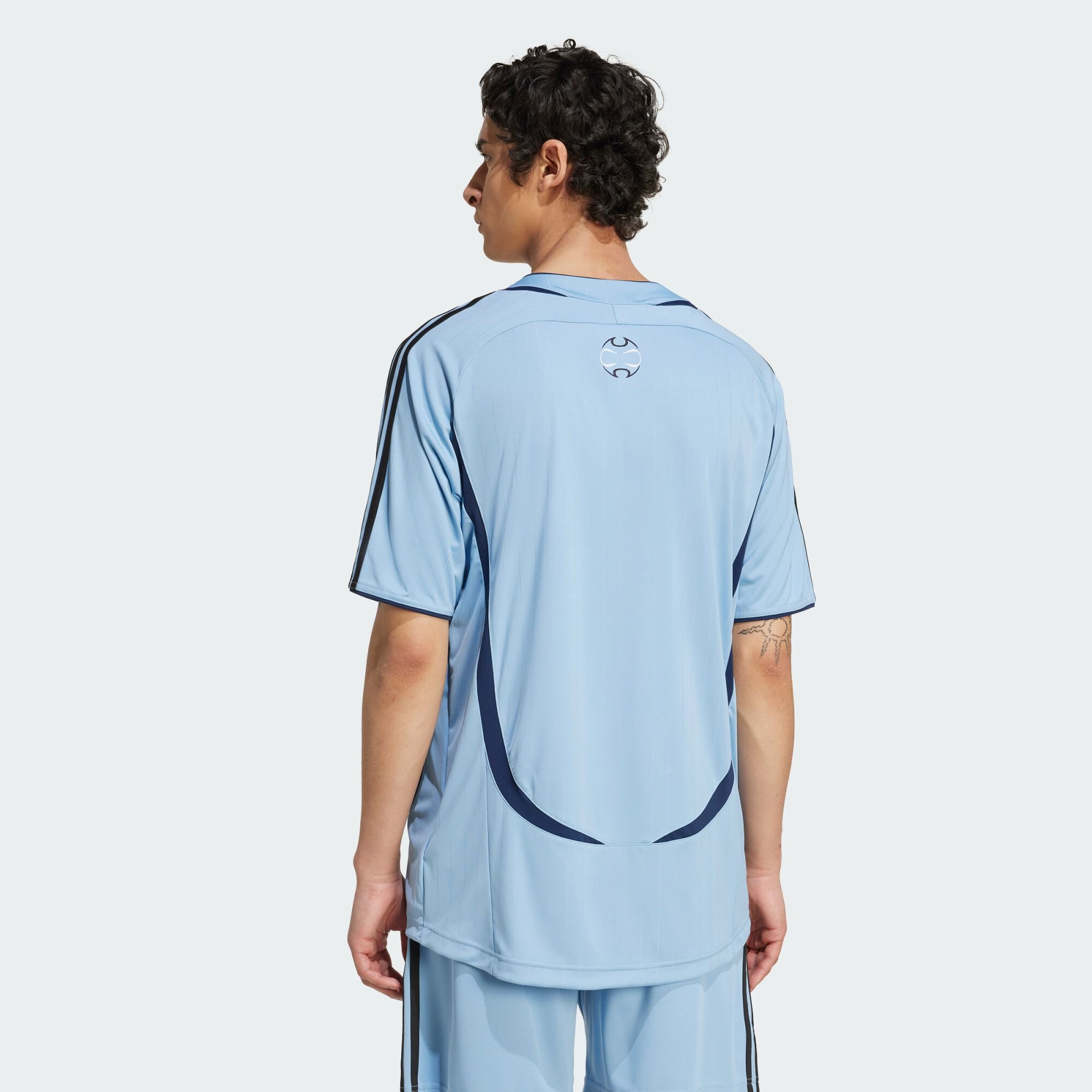 ★adidas★ Timgeist Tea Blue JP1114 ☆adidas☆ Timgeist Tea Blue JP1114 adidas Teamgeist T-Shirt