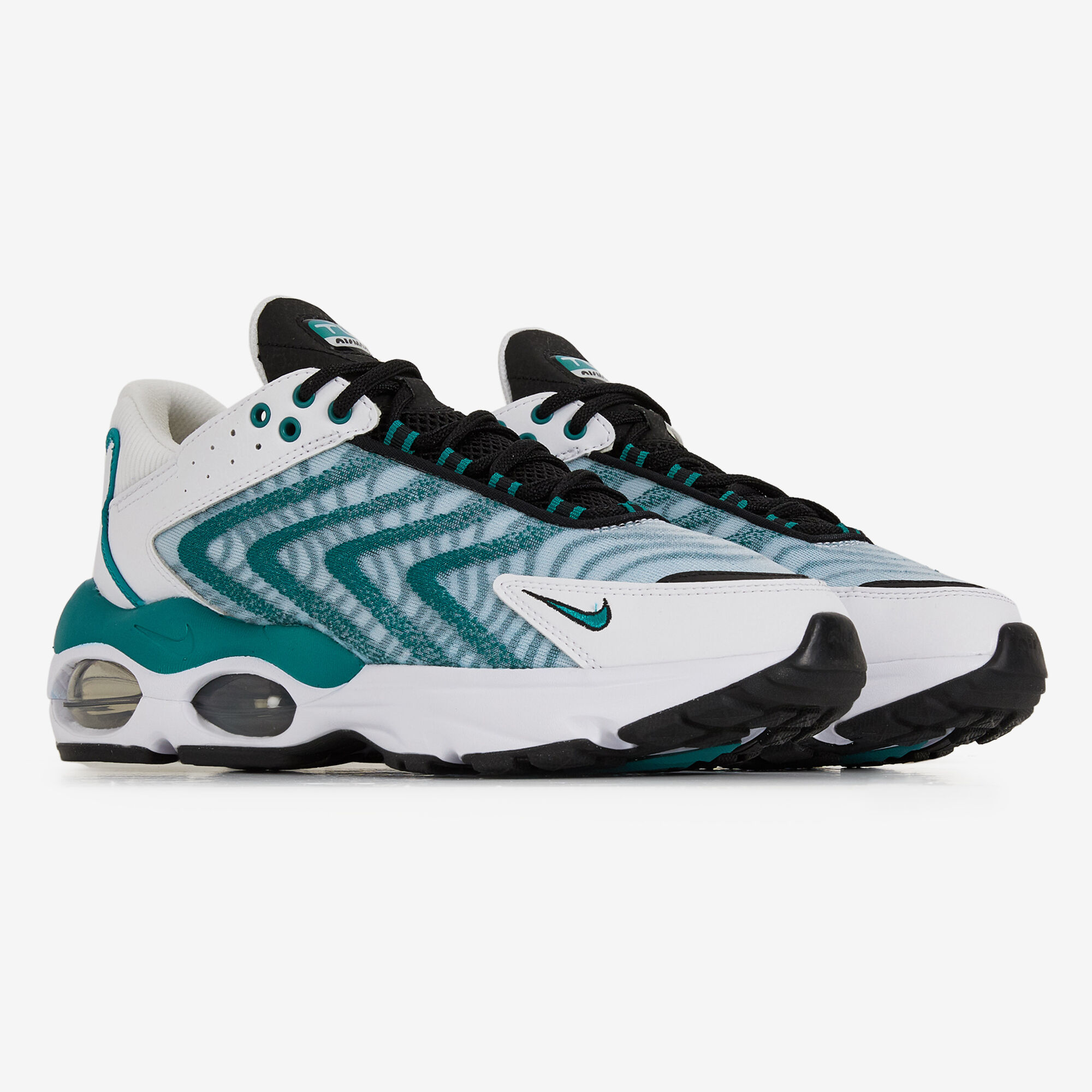 Nike blanc sale et bleu
