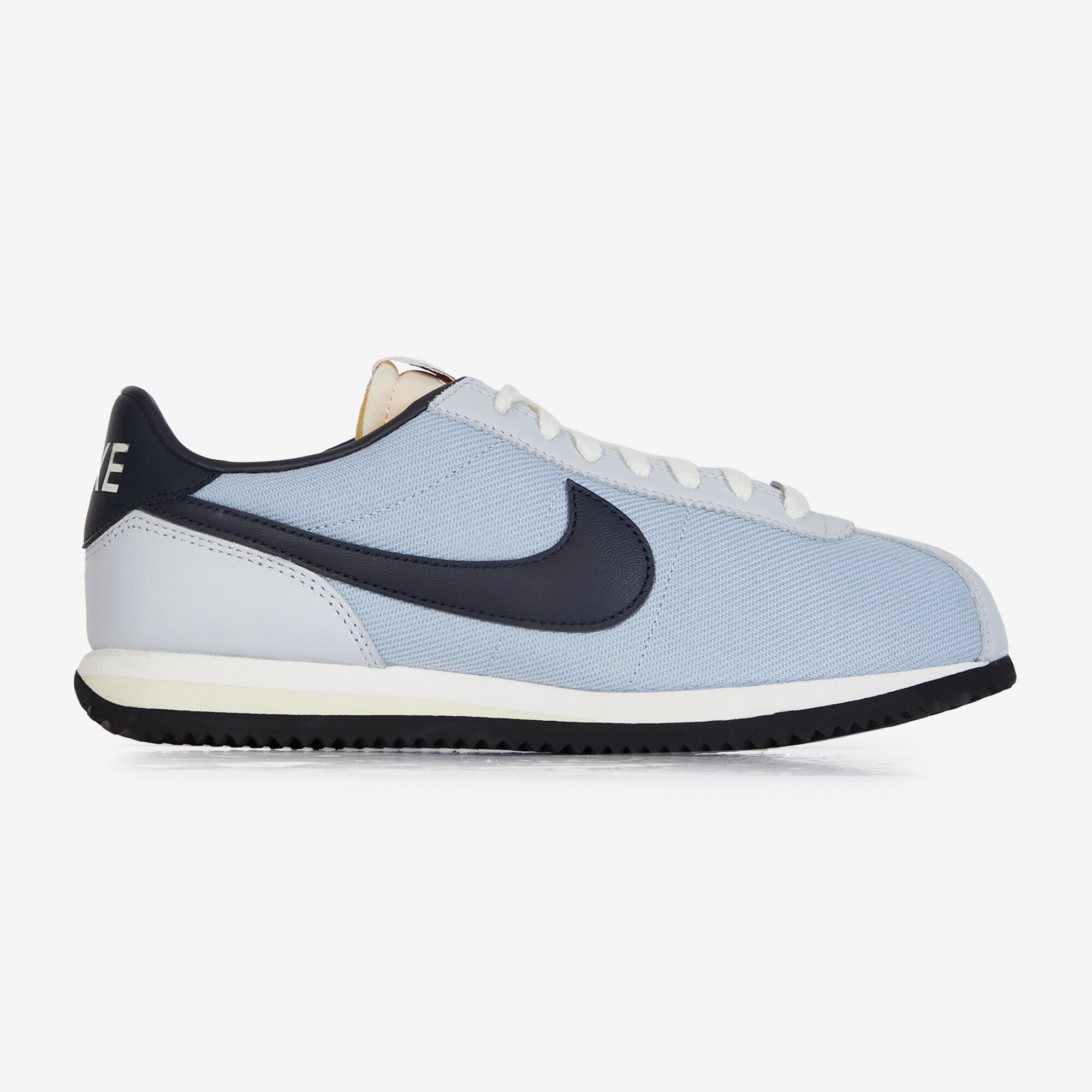 Courir nike cortez jordan online