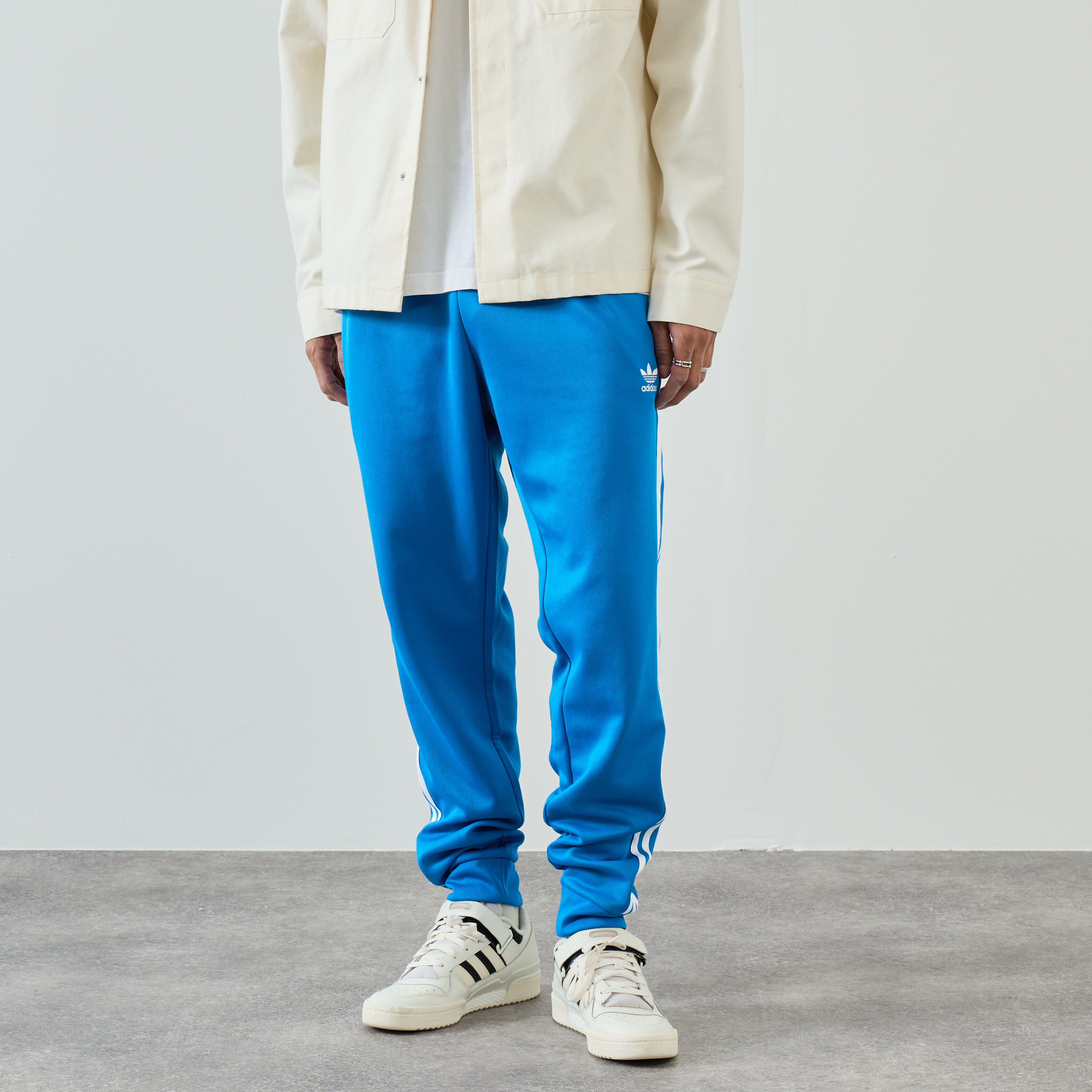 ADIDAS ORIGINALS PANT JOGGER SUPERSTAR BLEU BLANC PANTALON HOMME Courir