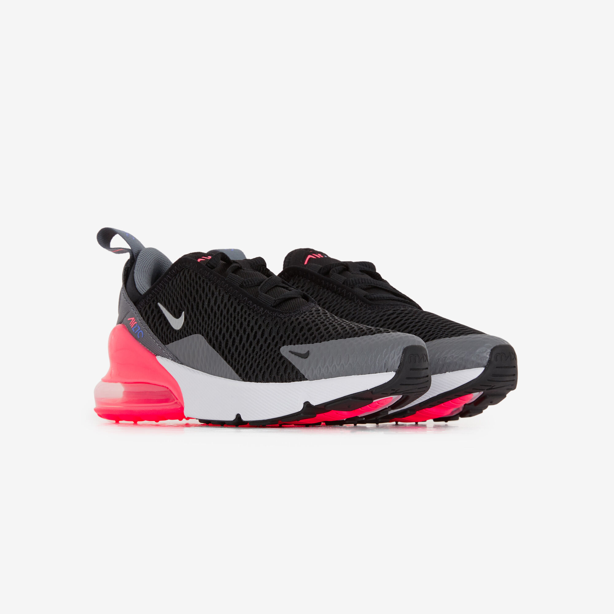 Basket nike 270 taille 35 top