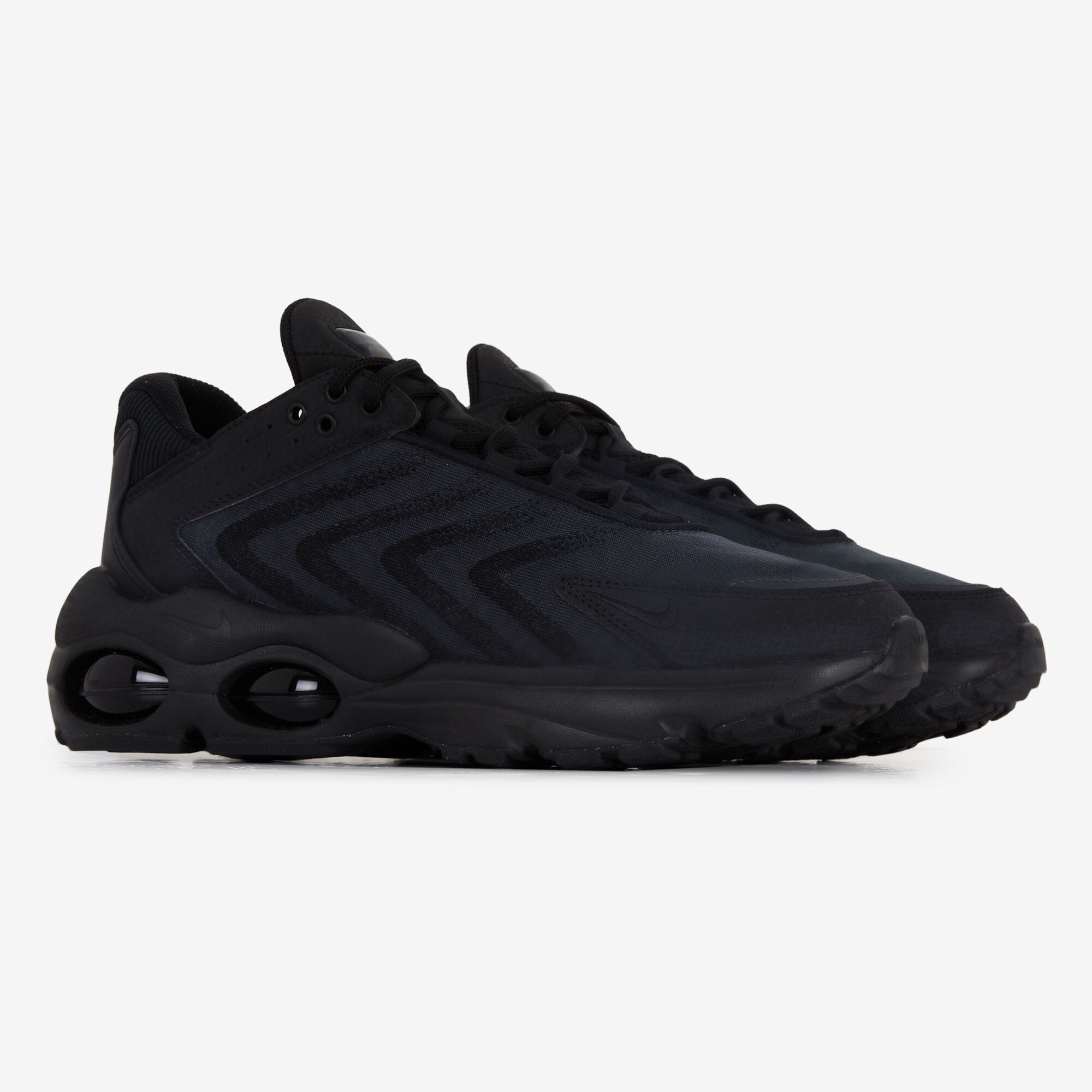 Nike AIR MAX Sneakers Baskets Streatwear Courir