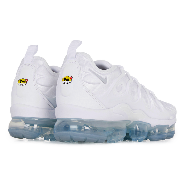 All top white vapormax