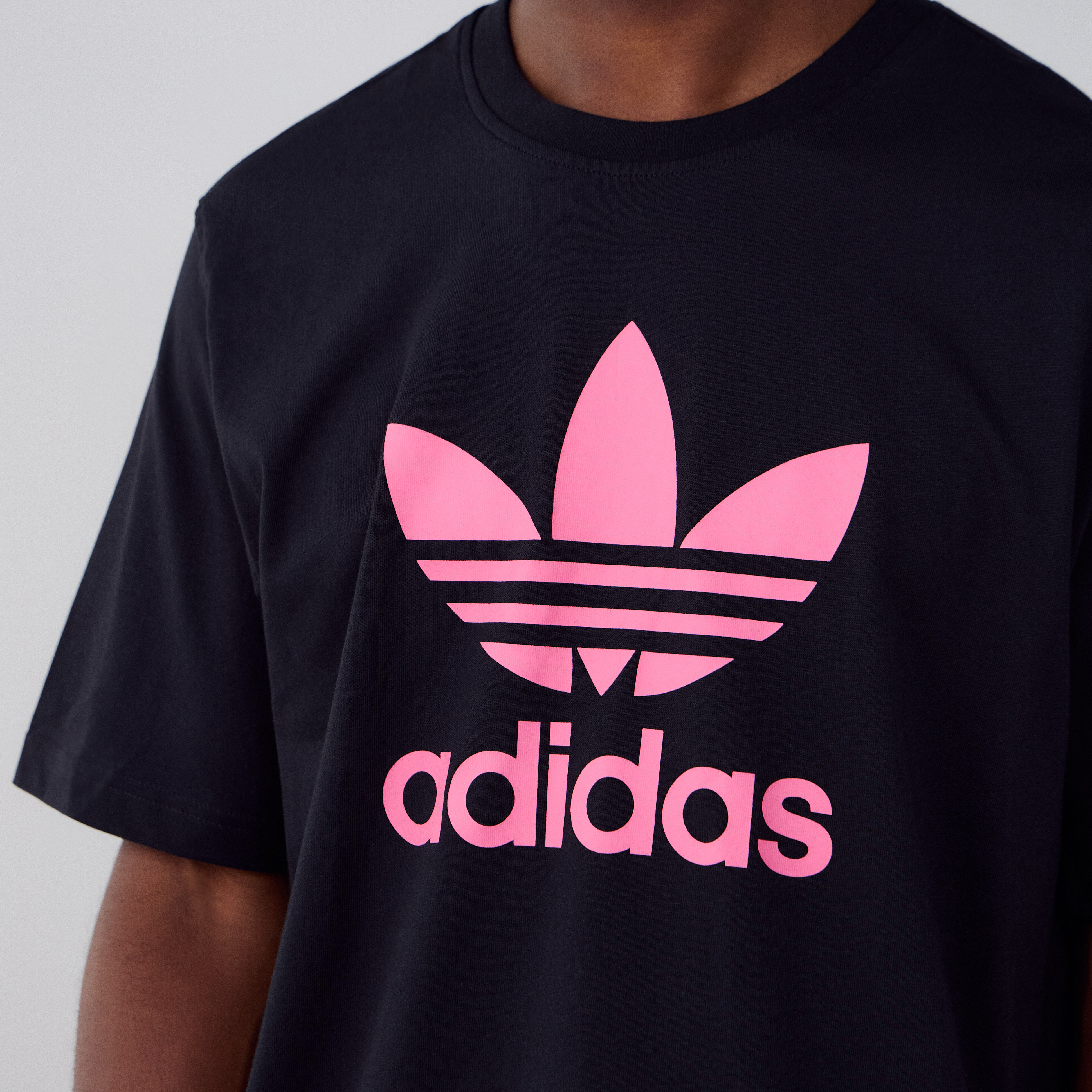 ADIDAS ORIGINALS TEE SHIRT TREFOIL BLACK/PINK - TEE-SHIRT