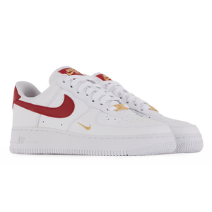 Nike AIR FORCE 1 : baskets et sneakers | Courir.com Nike AIR FORCE 1 : baskets et sneakers | Courir.com