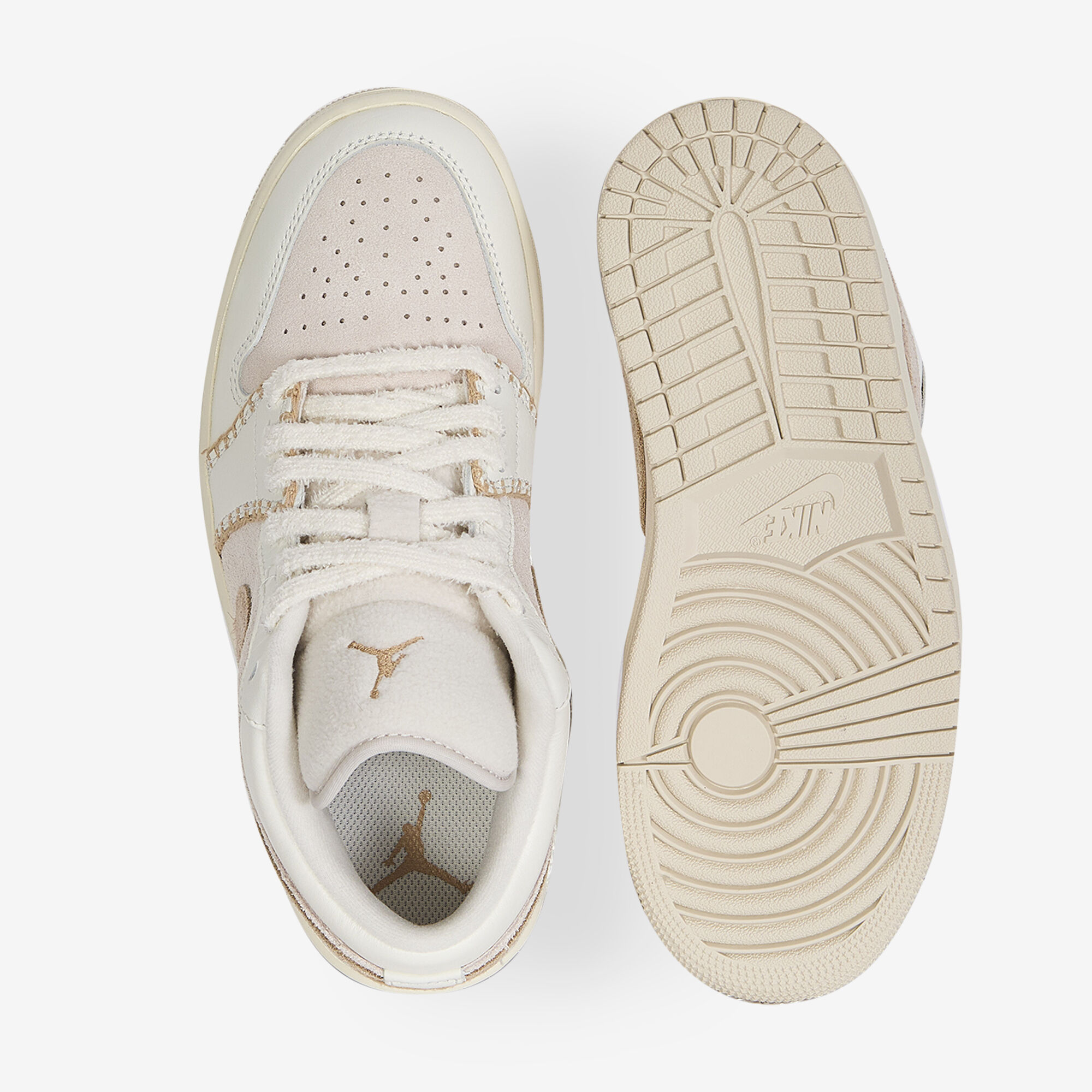 Air Jordan 1 Low Fur - vue 3