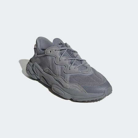 ADIDAS ORIGINALS Chaussure OZWEEGO Grey / Grey / Core Black MIXTE