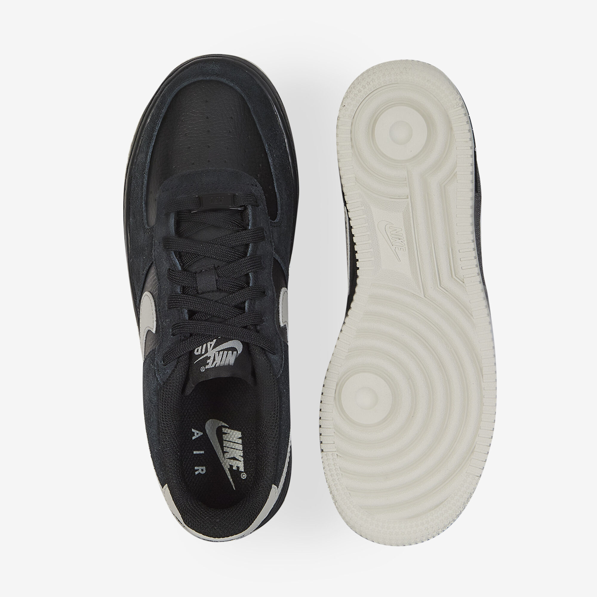 Air Force 1 Low Suede - vue 3