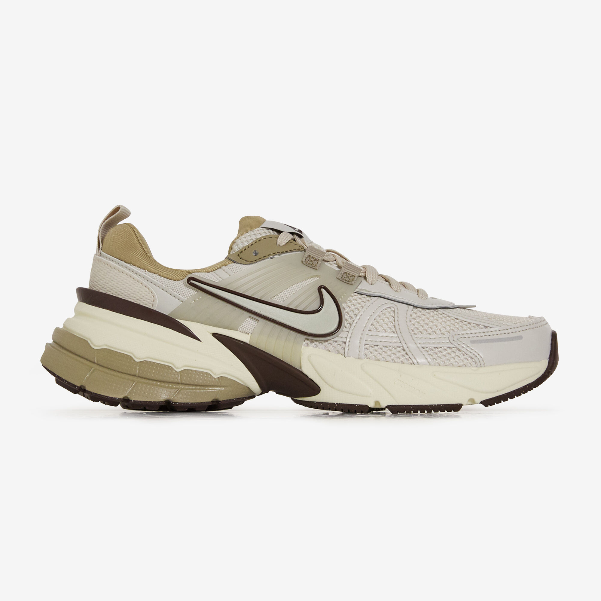 NIKE V2K RUN BEIGE MARRON SNEAKERS WOMEN Courir