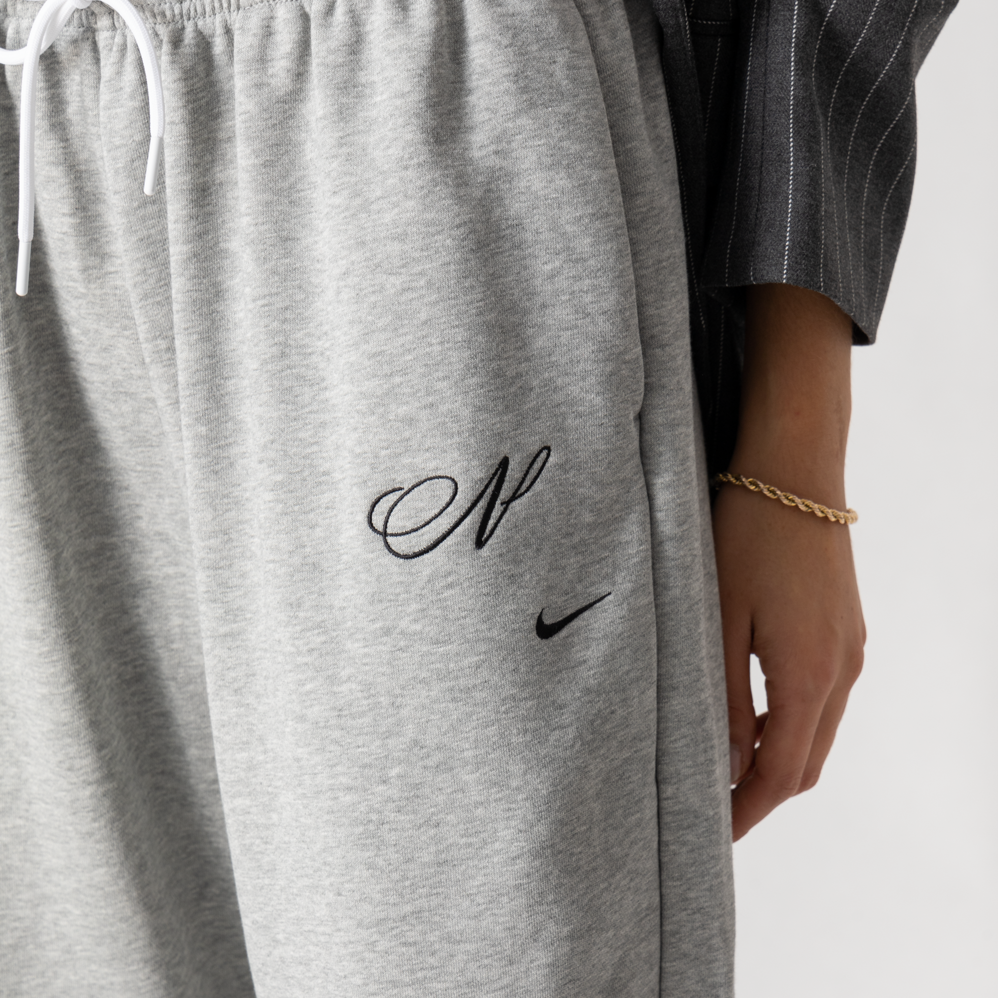 Nike pant jogger logo icon clash Clearance