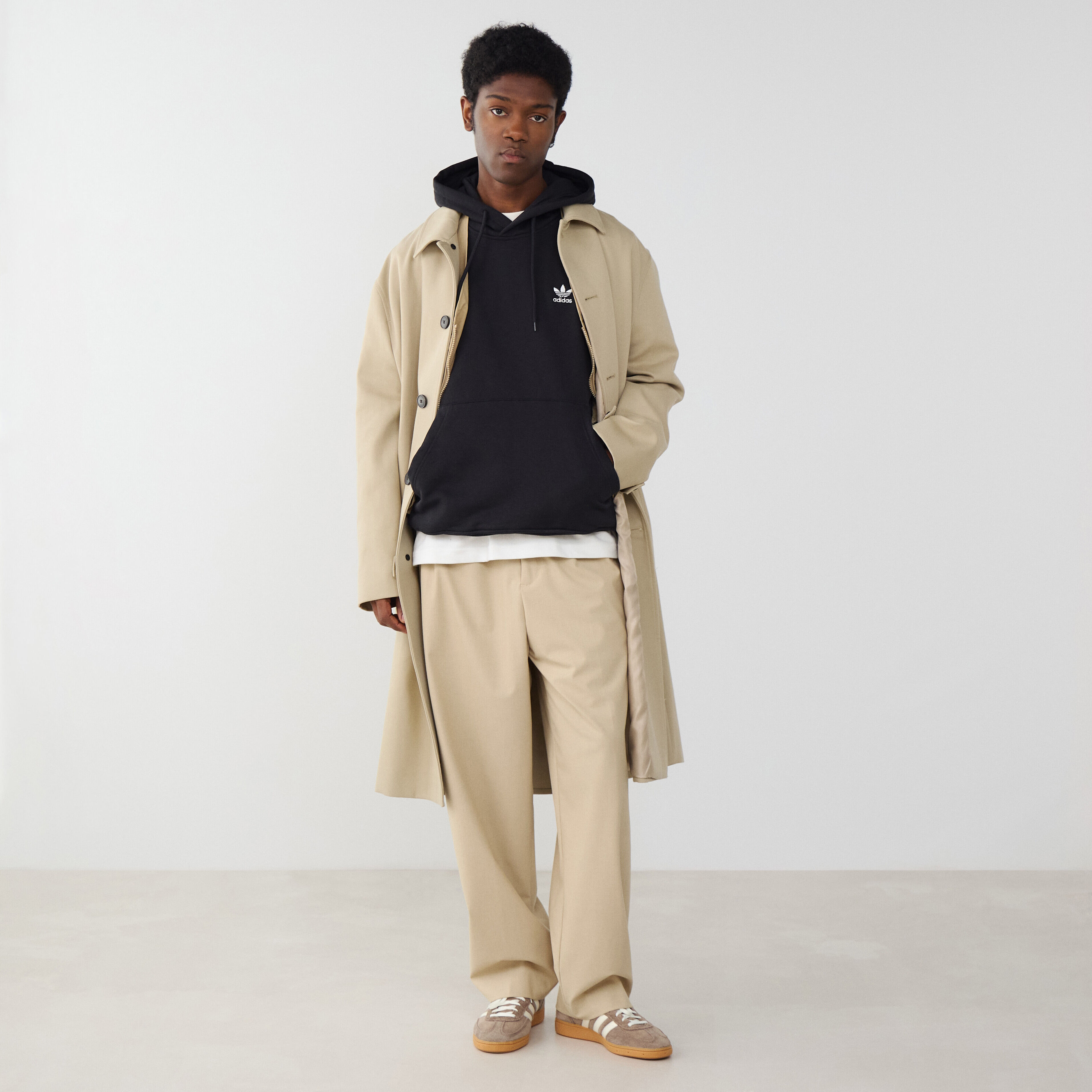 Pull adidas DE - vue 3