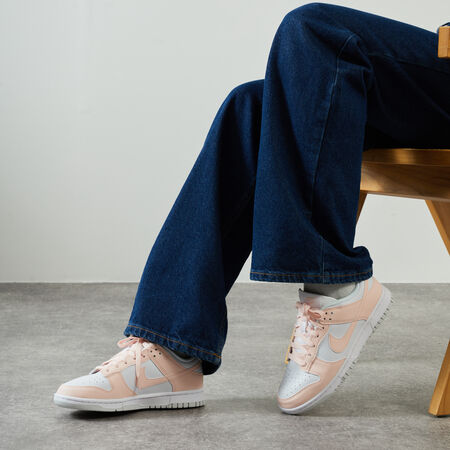 NIKE DUNK LOW NEXT NATURE PALE CORAL SNEAKERS FEMME ROUGE/BLANC