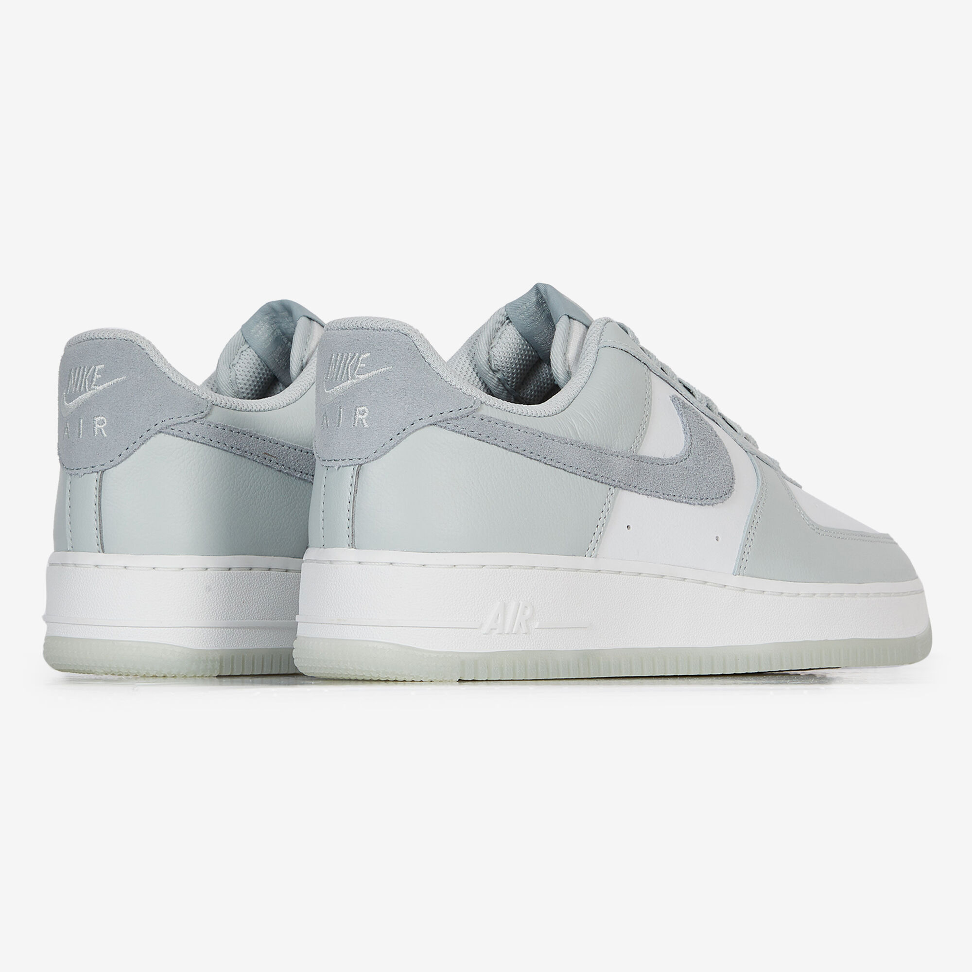 NIKE AIR FORCE 1 LOW SNEAKERS HOMME GRIS BLANC LACETS Courir