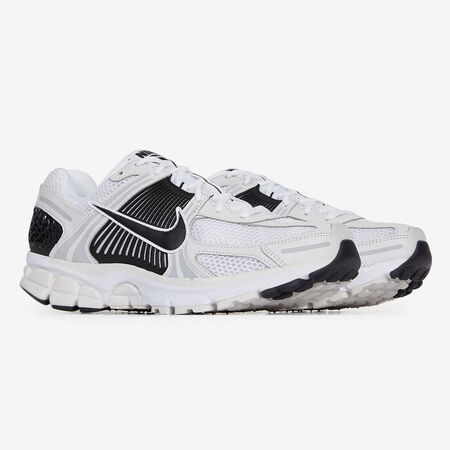 NIKE zoom vomero ZOOM VOMERO 5 BLACK/SILVER MEN
