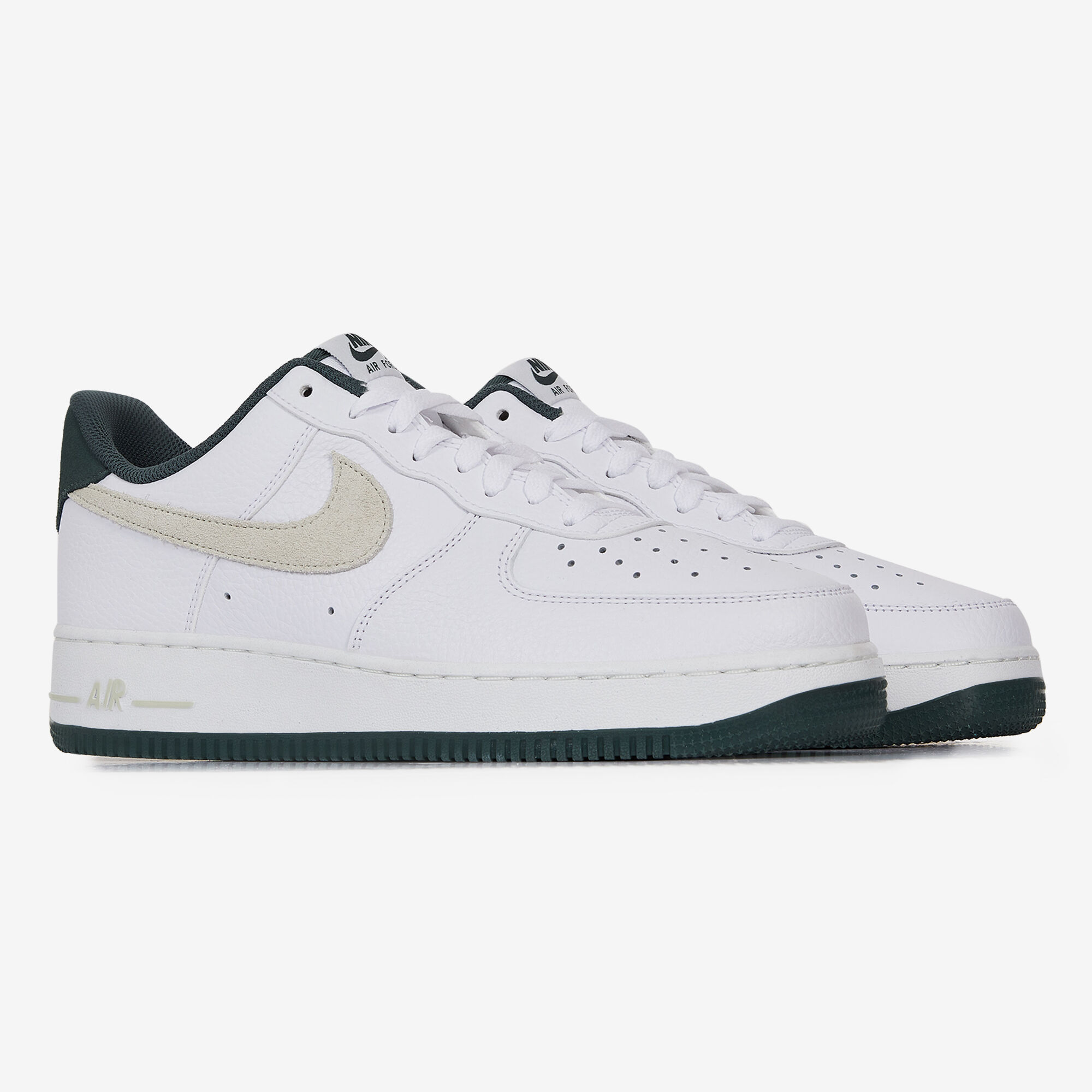 NIKE AIR FORCE 1 LOW LV8 SNEAKERS HOMME BLANC VERT LACETS Courir