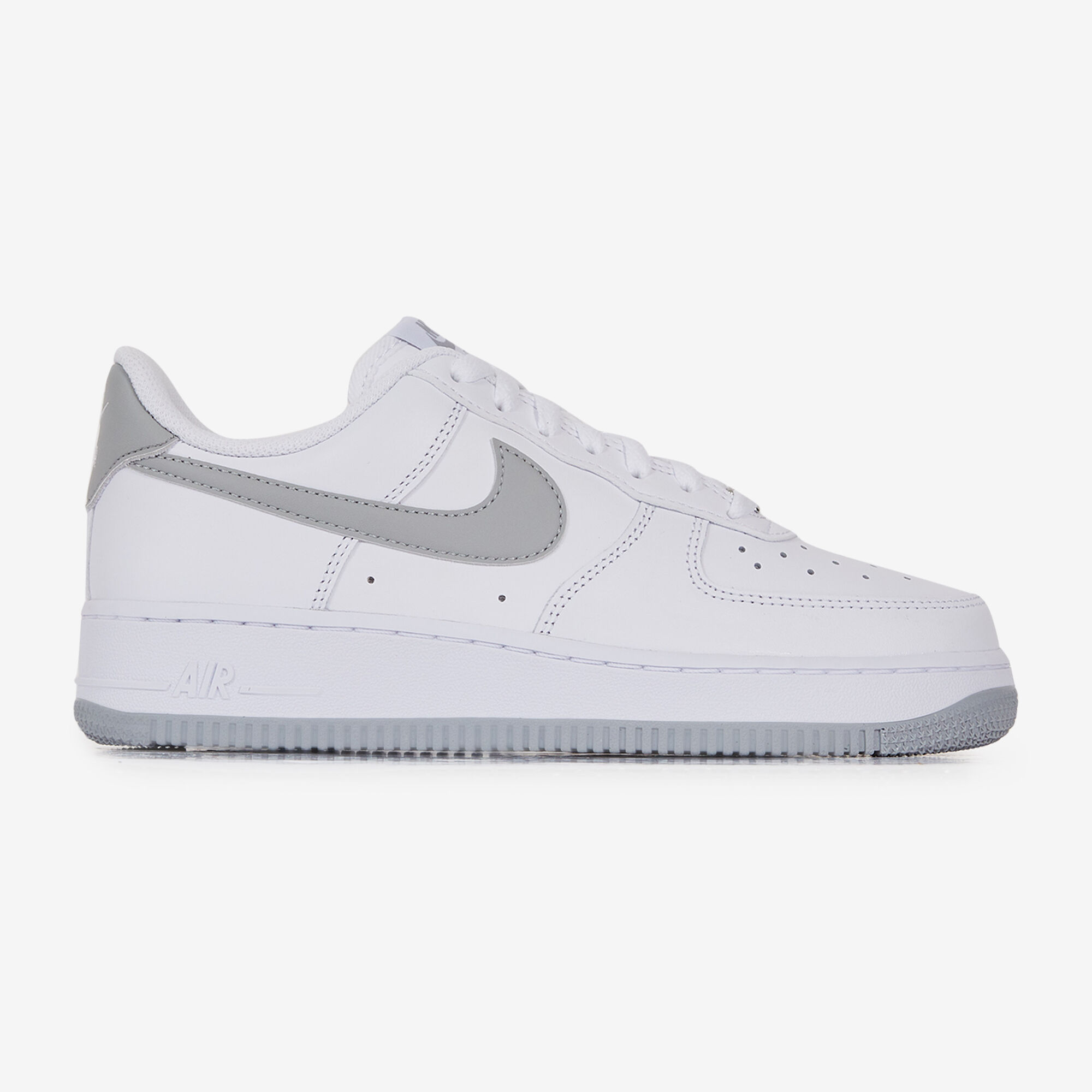 NIKE AIR FORCE 1 LOW BLANC GRIS SNEAKERS FEMME LACETS Courir