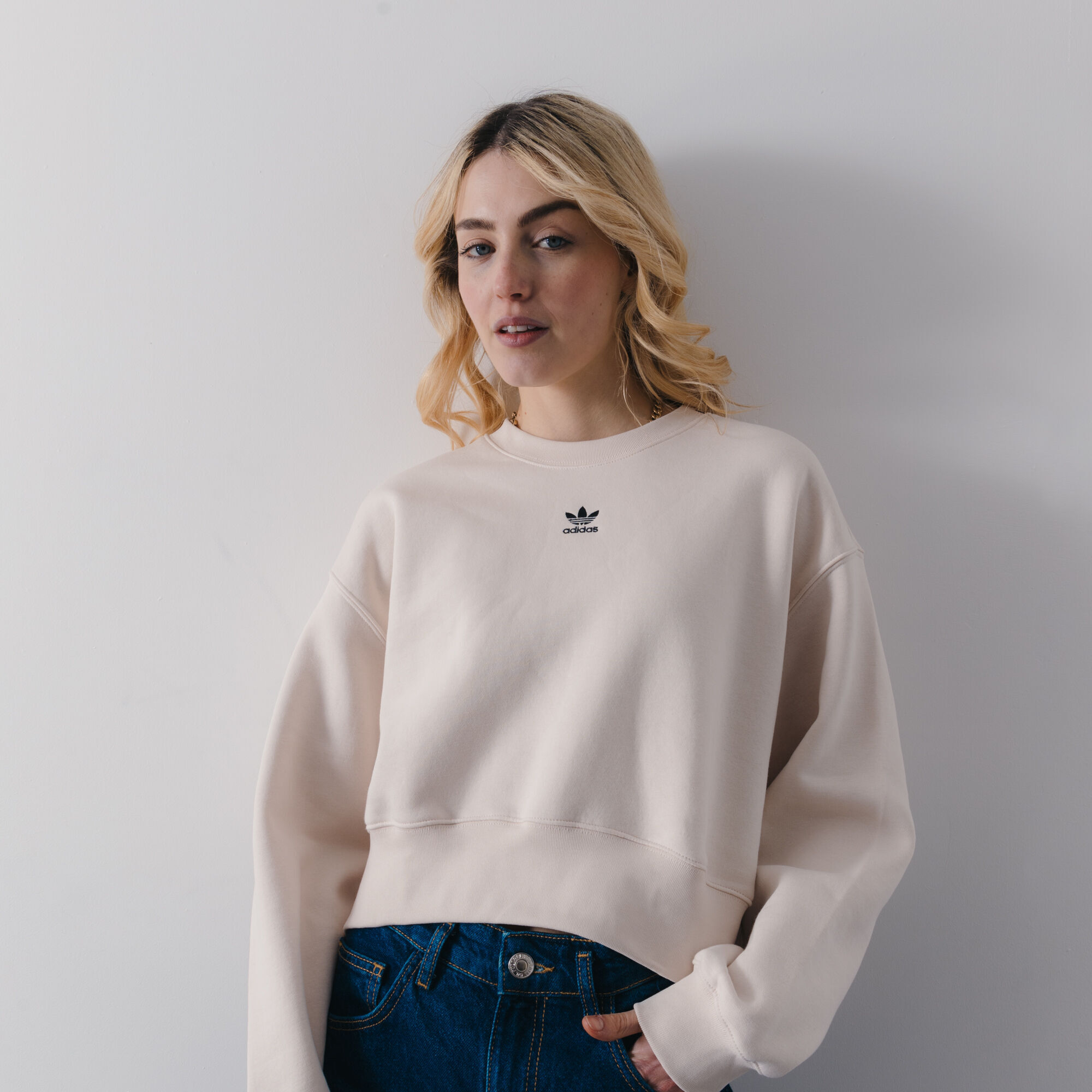 Adidas originals 2024 fitted sweatshirt