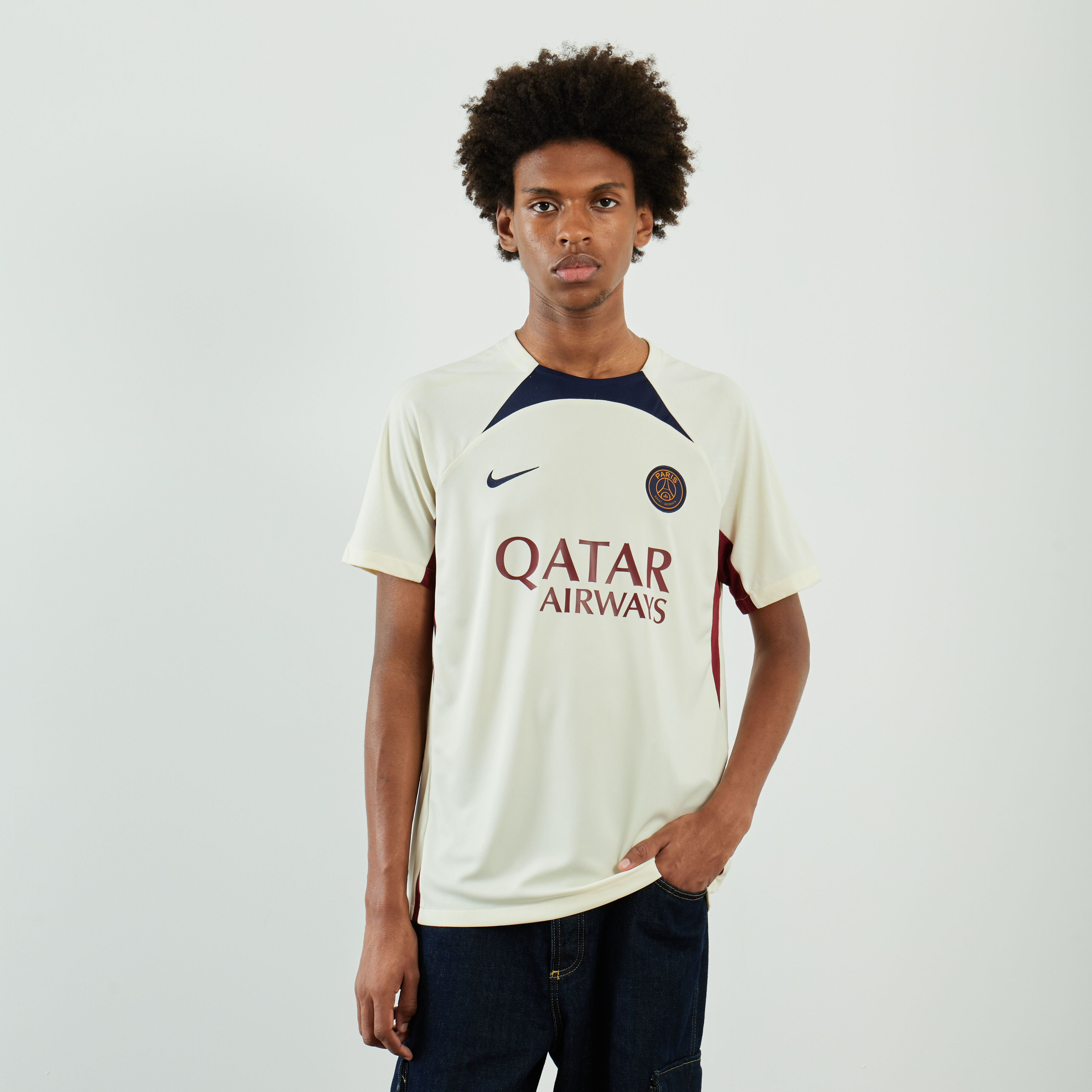Tee shirt nike courir discount