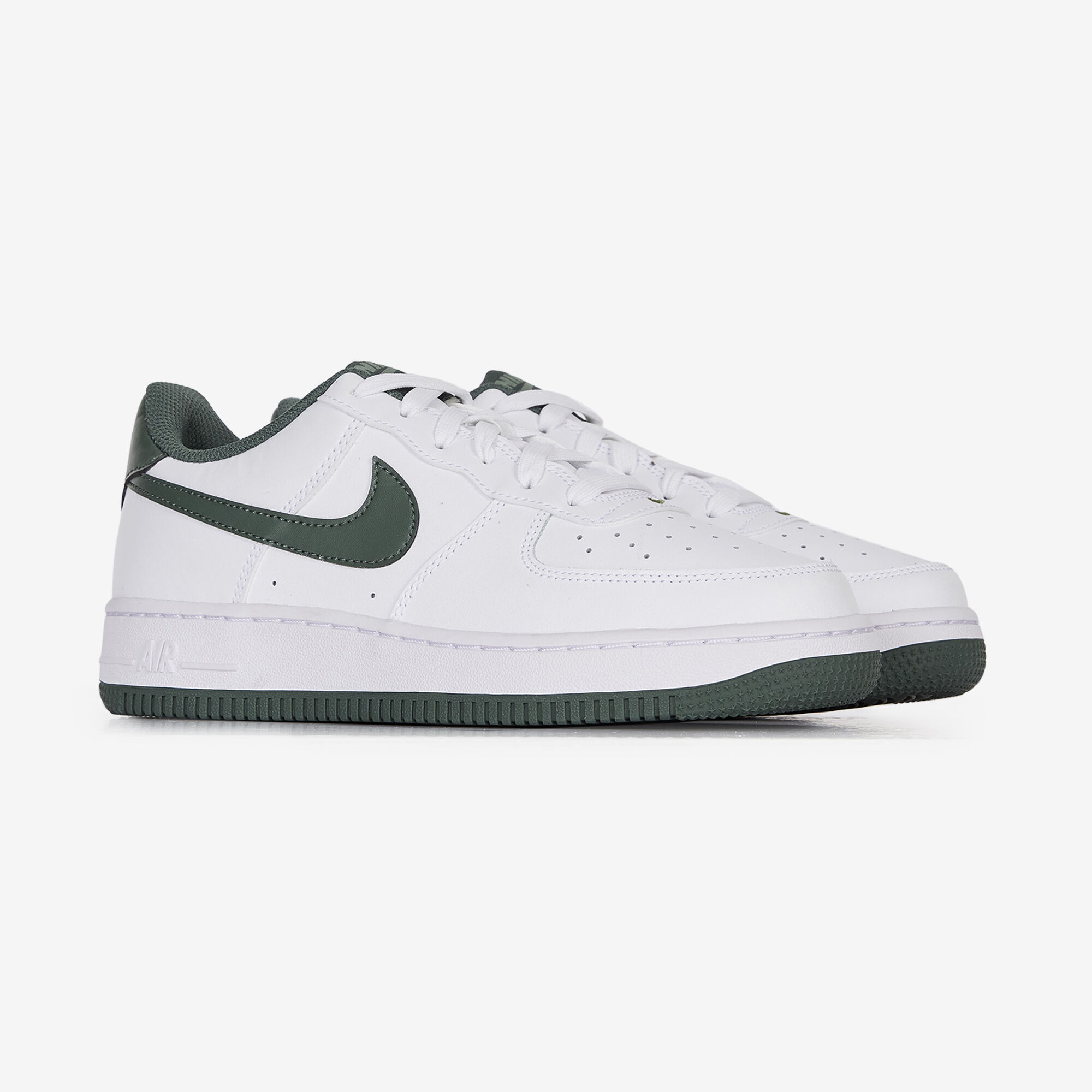 NIKE AIR FORCE 1 LOW BLANC VERT SNEAKERS ENFANT LACETS Courir