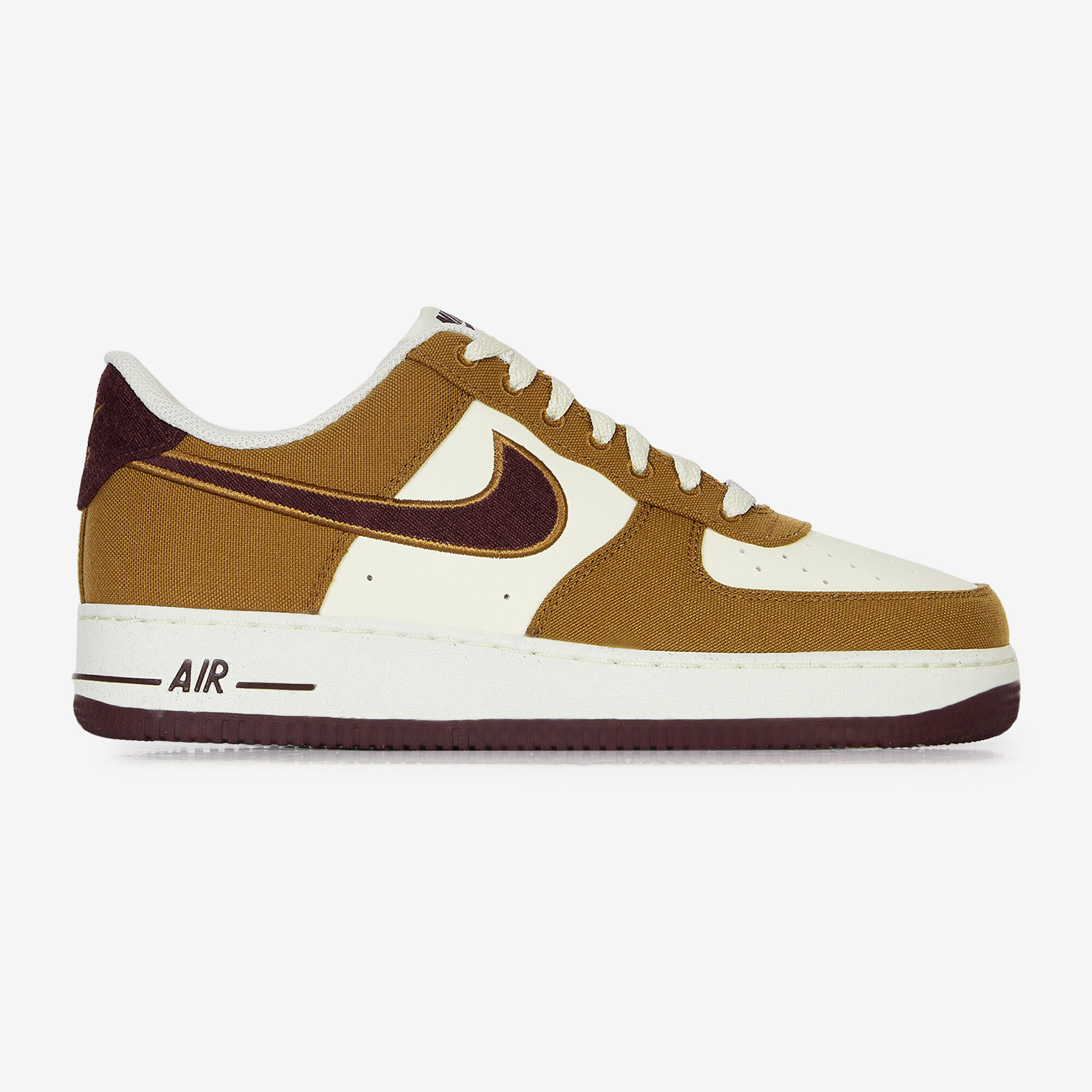 NIKE AIR FORCE 1 LOW BROWN BEIGE SNEAKERS MEN Courir