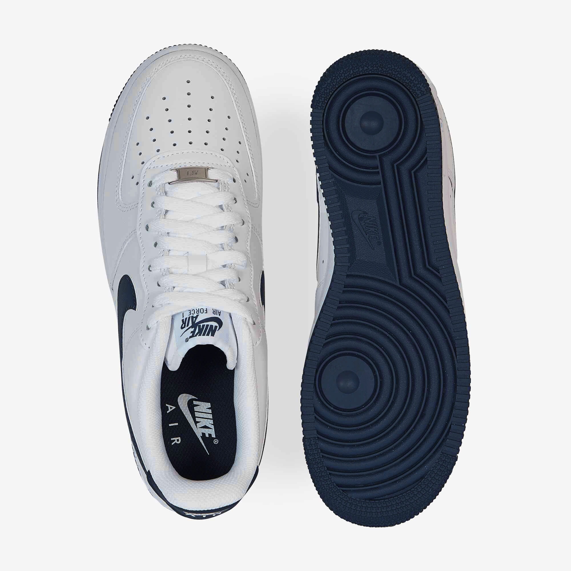 NIKE AIR FORCE 1 LOW SNEAKERS HOMME BLANC MARINE LACETS Courir