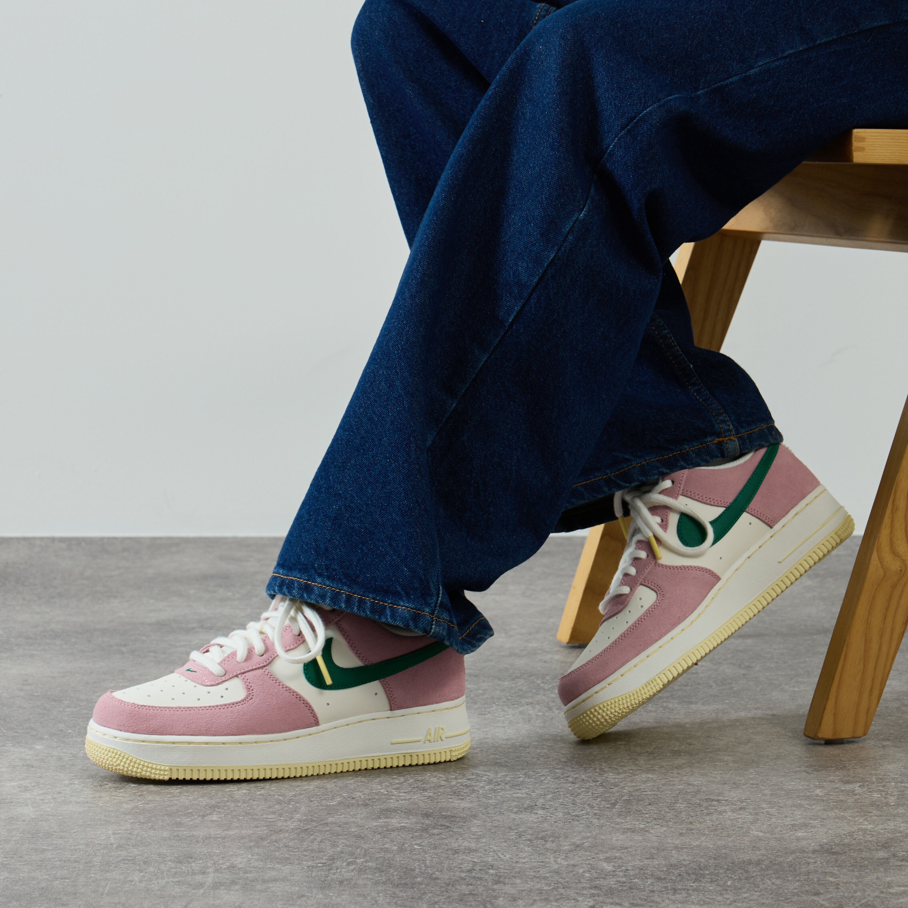 Air force one low rose online