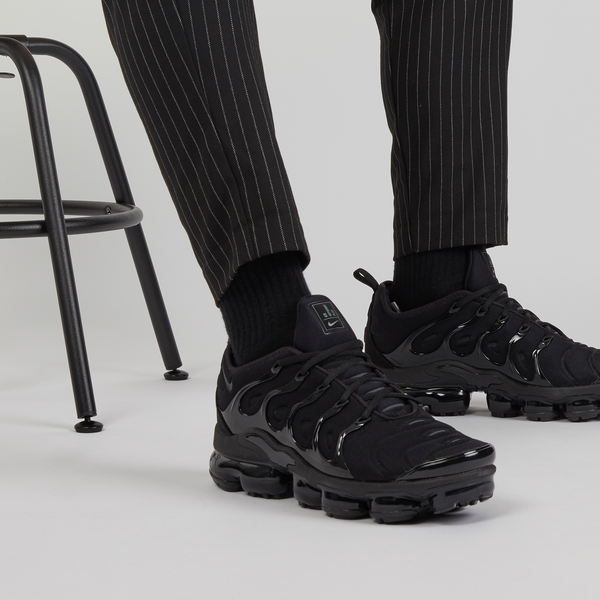 AIR VAPORMAX PLUS