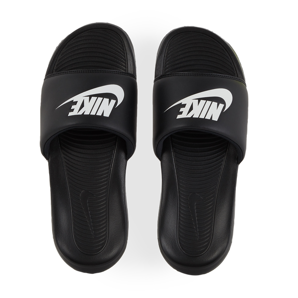 Courir claquette nike sales