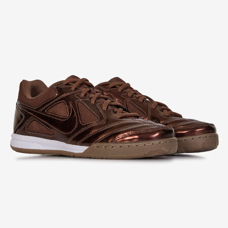 NIKE GATO MARRON FEMME