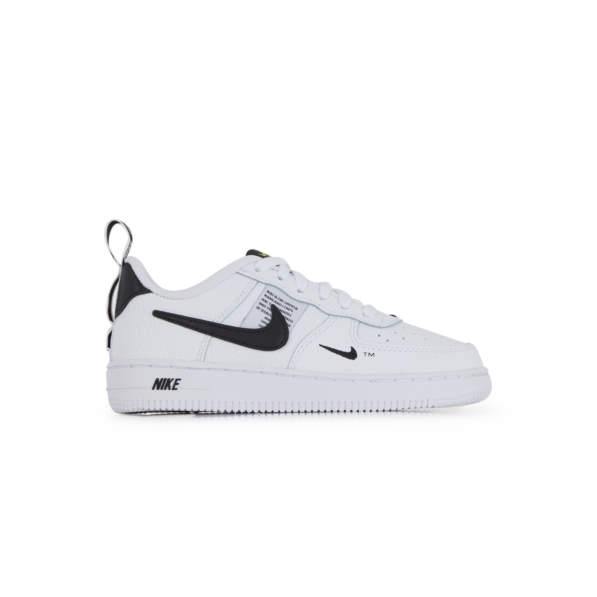 air force 1 lv8 utility courir Derecho Laboral Medellin Colombia