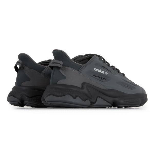ADIDAS ORIGINALS OZWEEGO CELOX ANTHRACITE BLACK SNEAKERS MEN