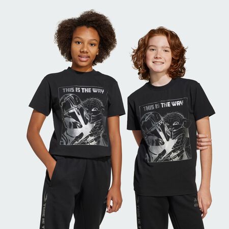 ADIDAS ORIGINALS ADIDAS STAR WARS MANDALORIAN GRAPHIC T-SHIRT Black / Iron Metallic JUNIOR