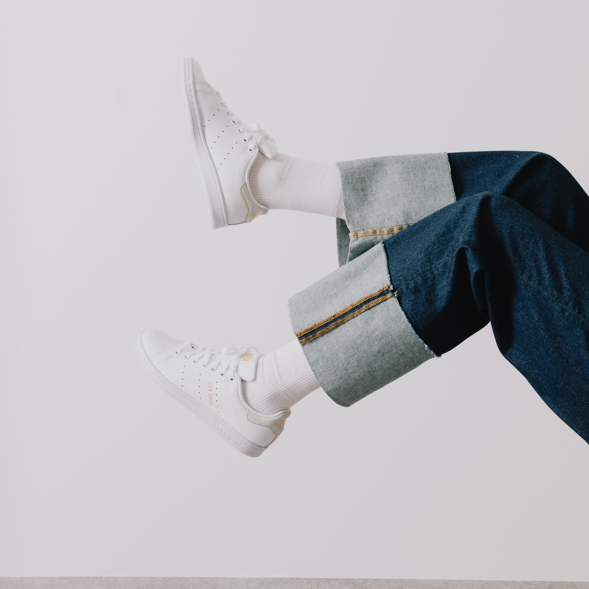 ADIDAS ORIGINALS STAN SMITH BLANC GRIS SNEAKERS FEMME Courir