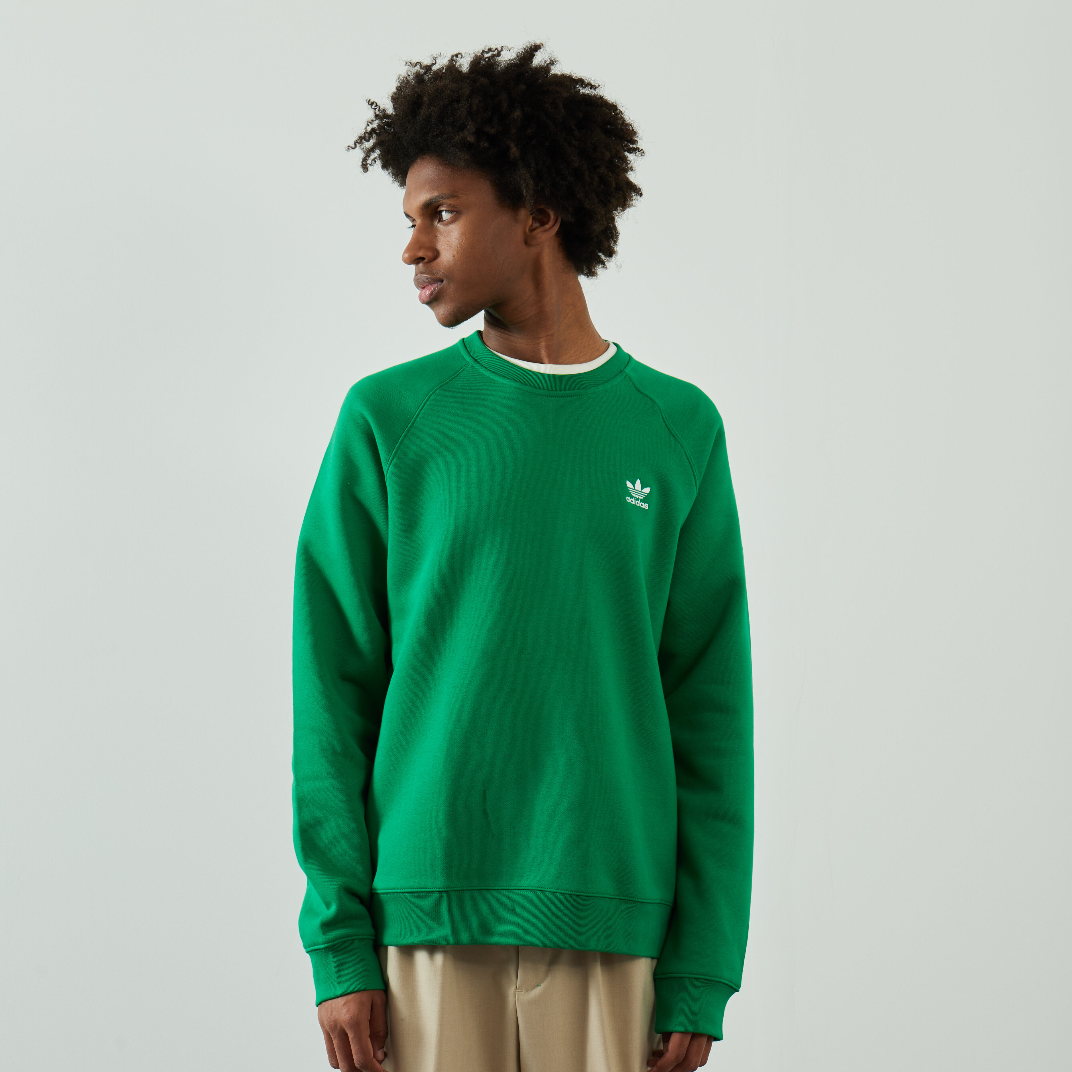 ADIDAS ORIGINALS ESSENTIAL TREFOIL CREW SWEATSHIRT GREEN