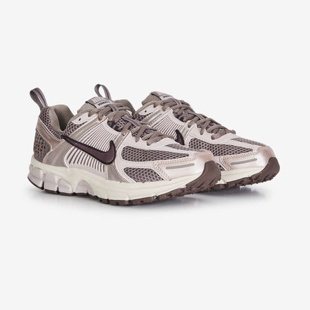 NIKE zoom vomero ZOOM VOMERO 5 MARRON/BEIGE JUNIOR