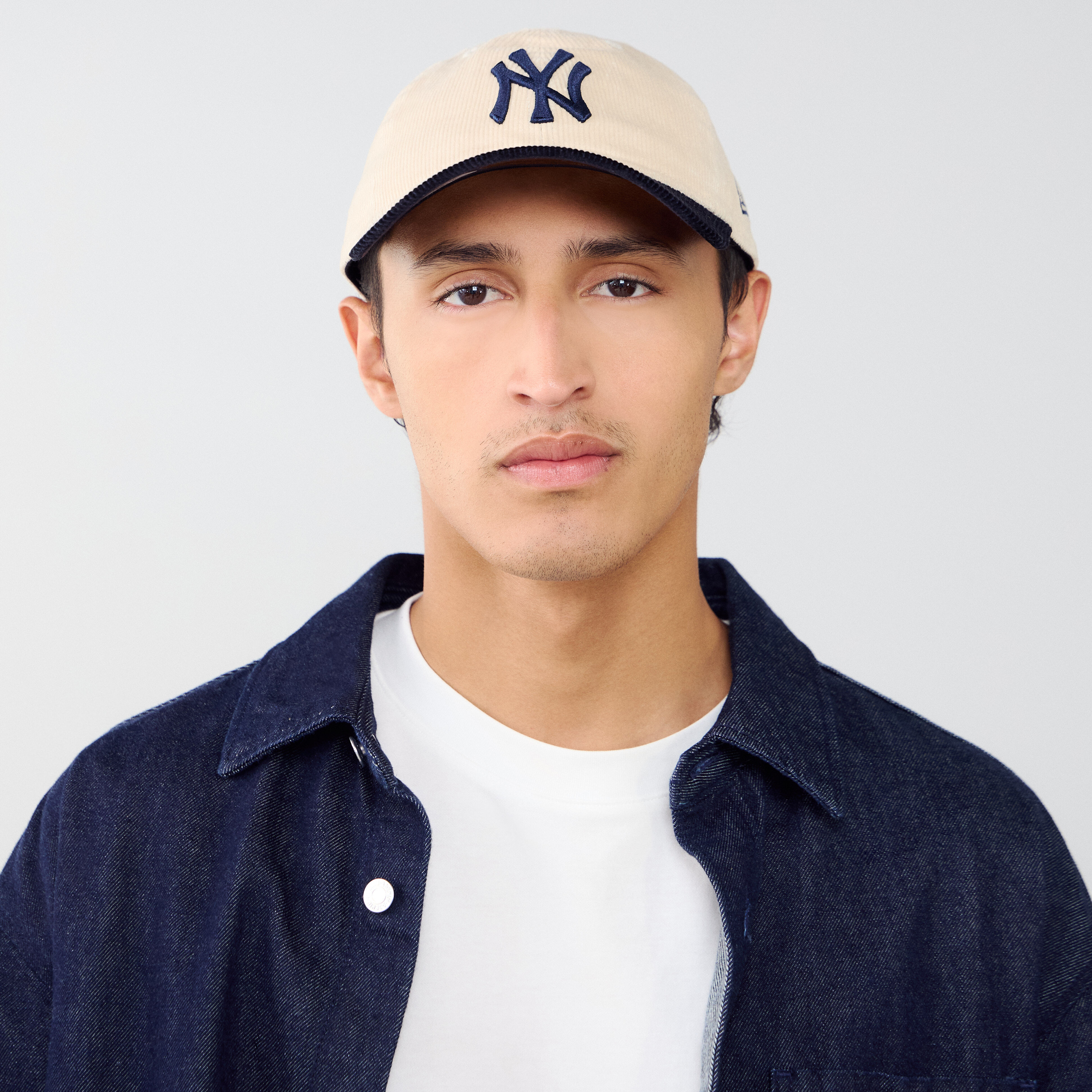 Casquette de baseball 9Twenty New York Yankees velours milleraies stretch