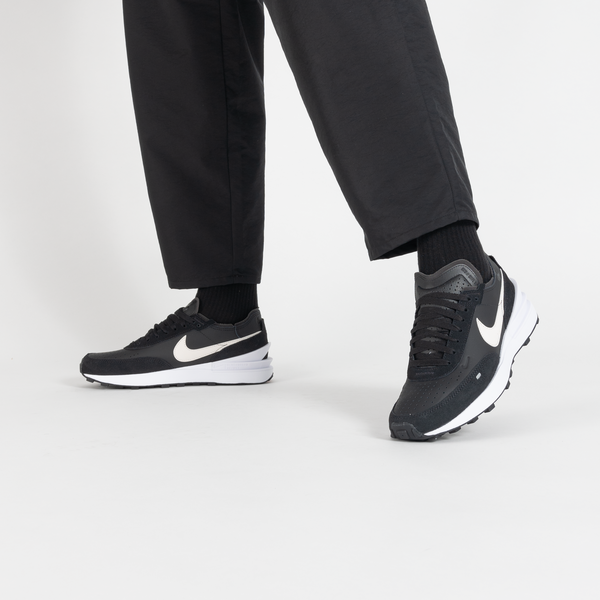 NIKE WAFFLE ONE LEATHER BLACK/WHITE