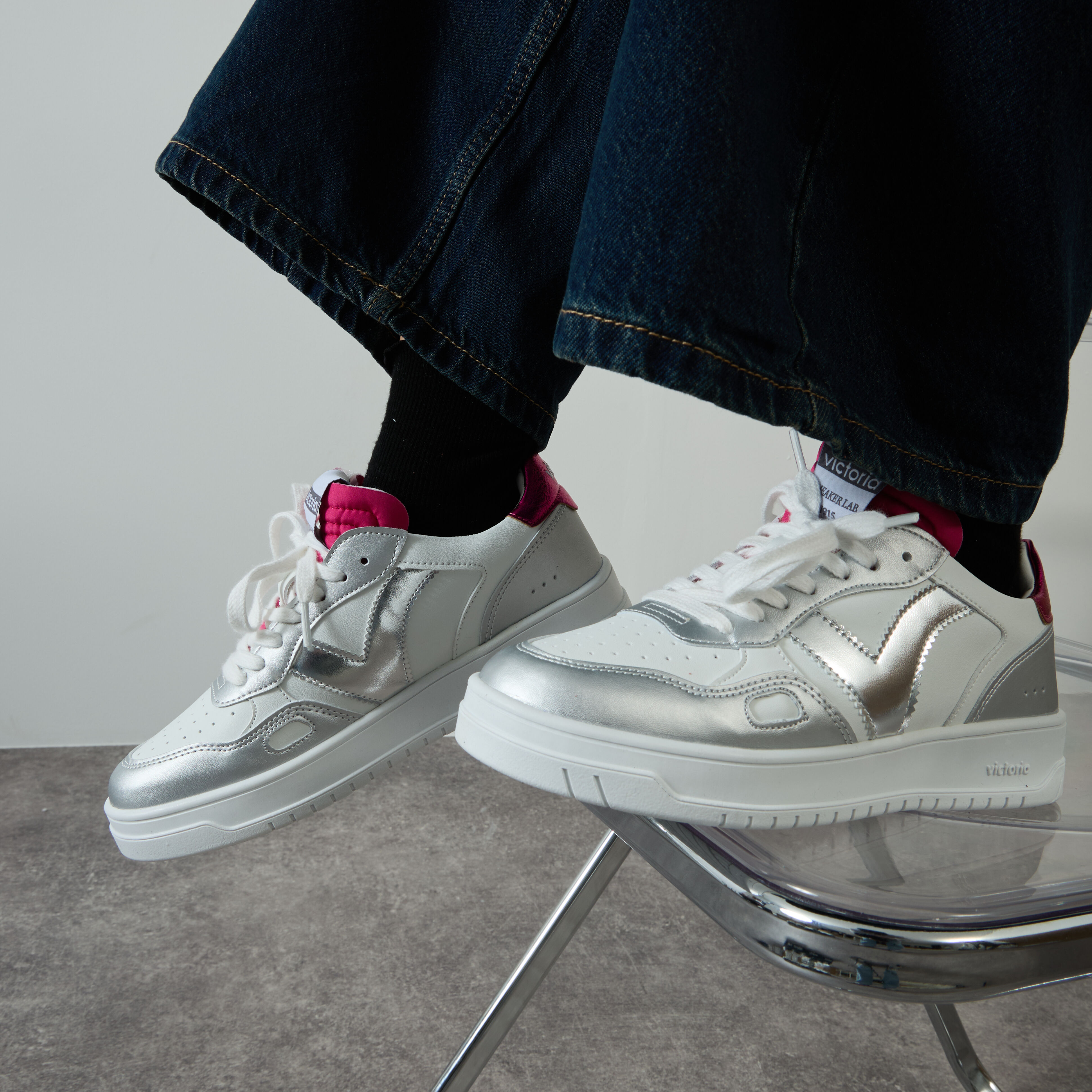 VICTORIA SEUL METALLIC SNEAKERS FEMME ARGENT LACETS Courir
