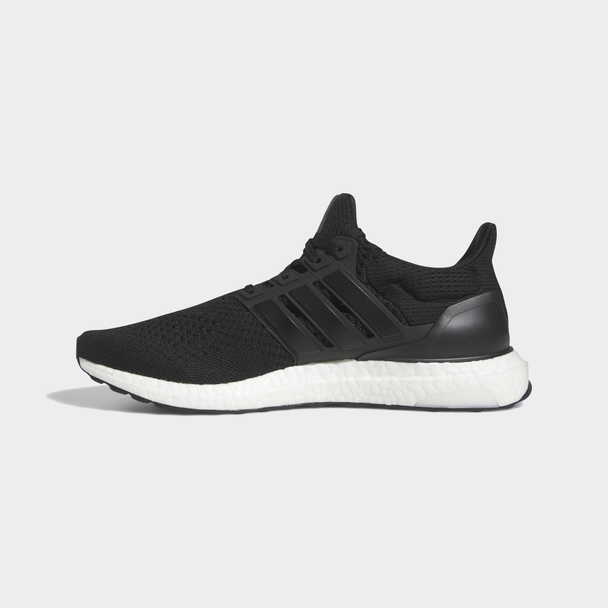 ADIDAS SPORTSWEAR Chaussure Ultraboost 1.0 SNEAKERS HOMME Core Black chalk white Beam Green LACETS Courir