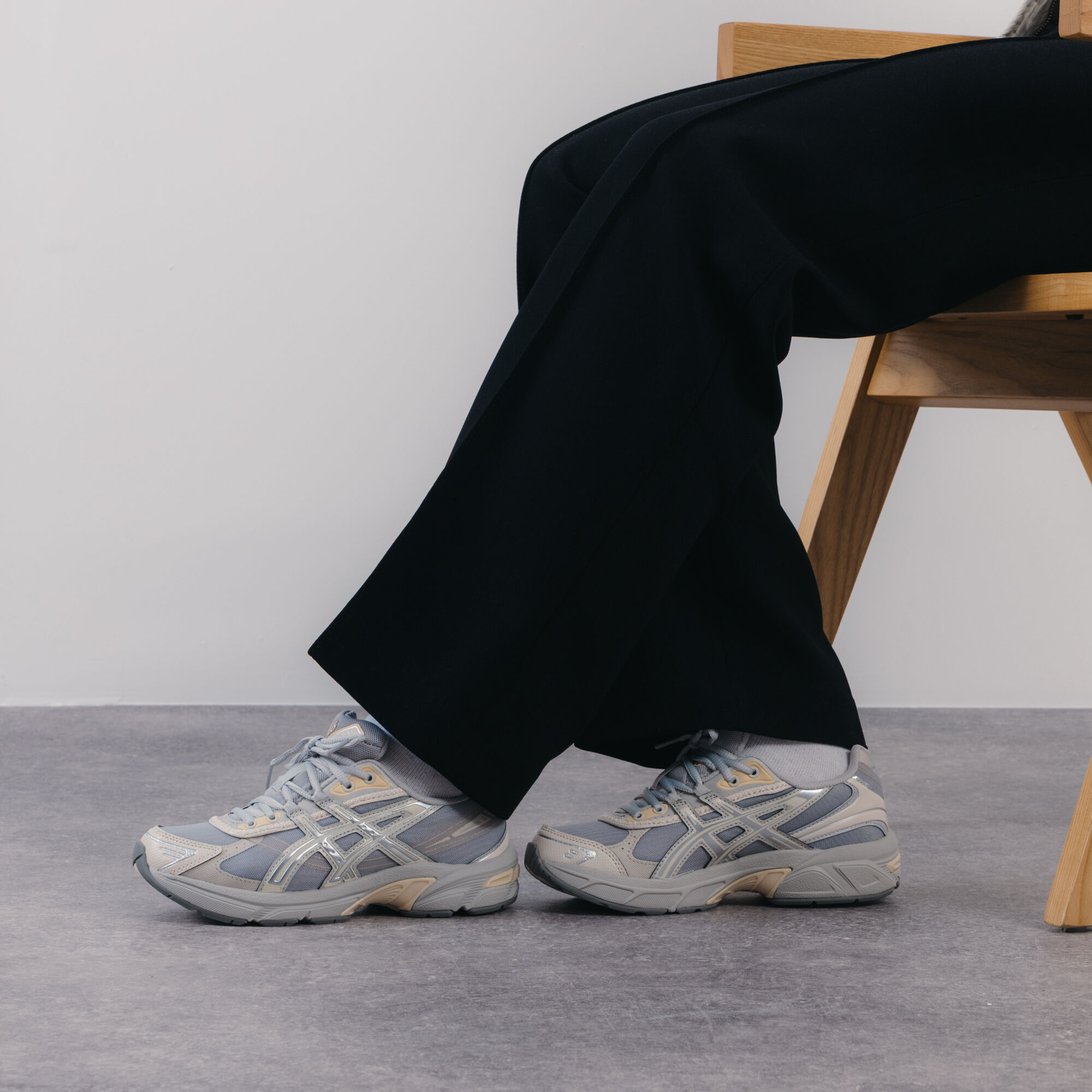Asics hot sale grise femme