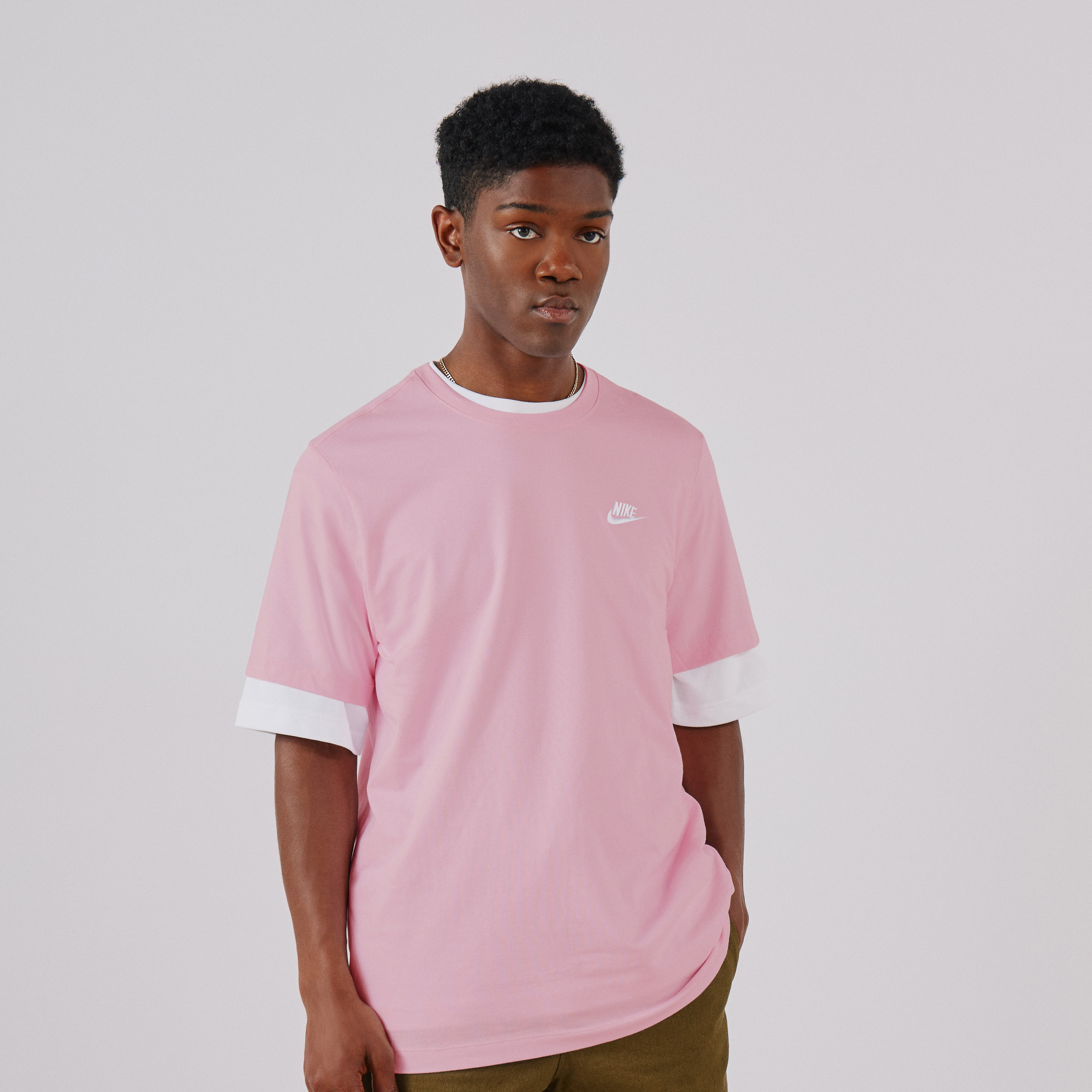 NIKE TEE SHIRT CLUB PINK WHITE TEE SHIRT MEN Courir